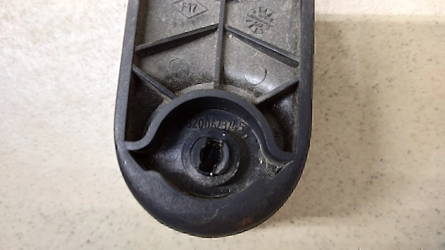 Ручка стеклоподъемника Audi A4 [B5] 1994-2000 - миниатюра 4