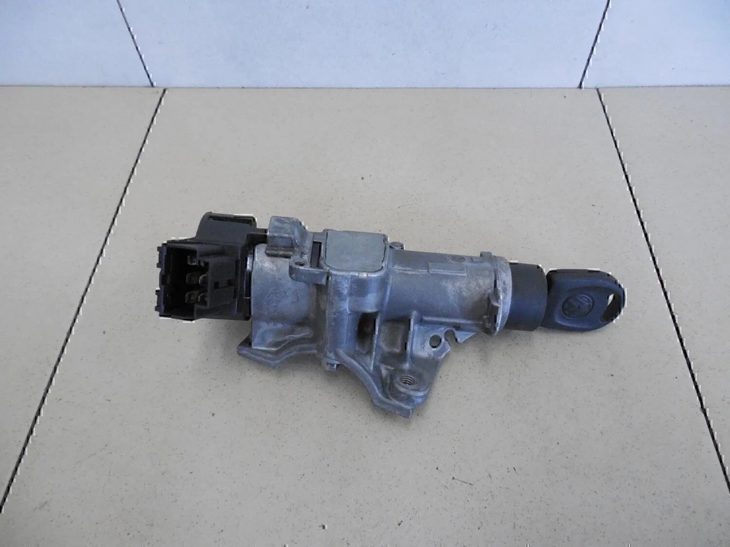 Замок зажигания VW Polo (Sed RUS) 2011> - миниатюра 2
