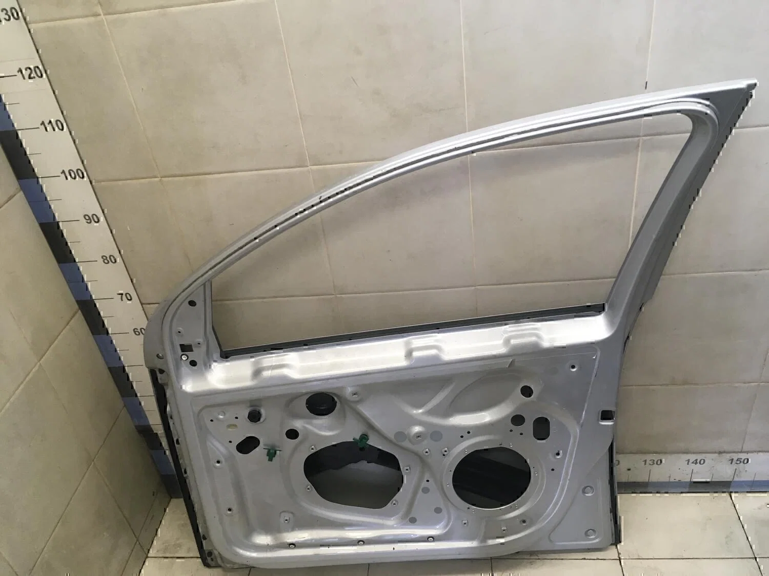 Дверь передняя правая VW Golf V 2003-2009 - миниатюра 7