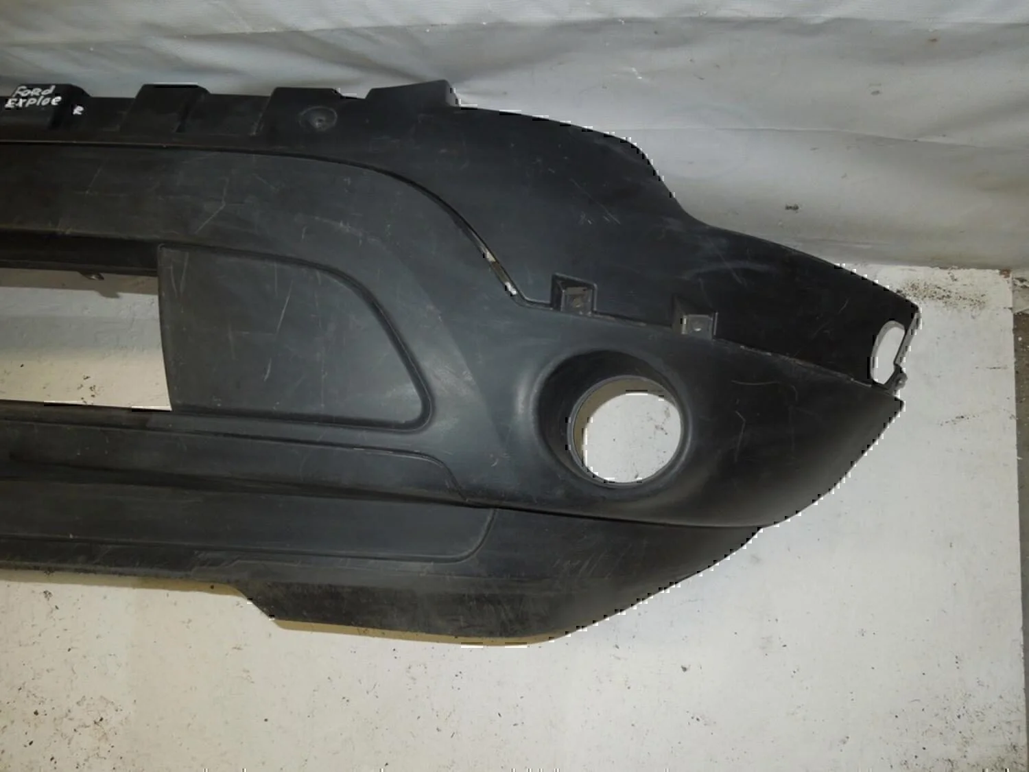 Бампер передний FORD Explorer 2001-2011 - миниатюра 4