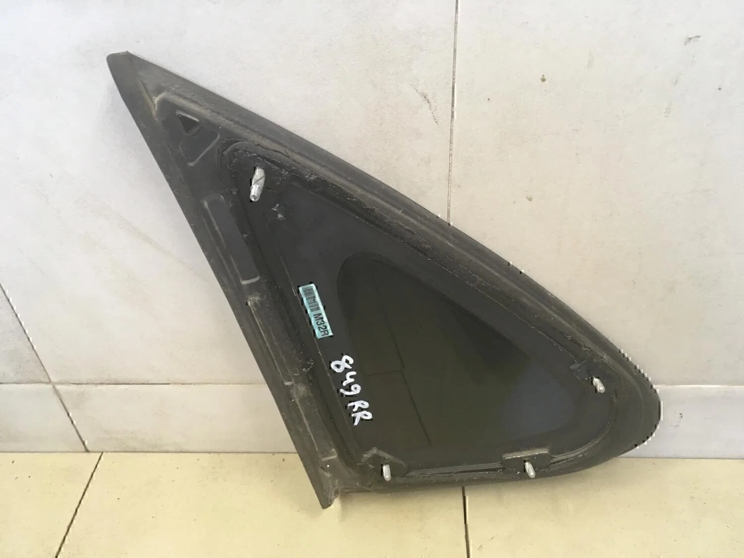 Стекло кузовное глухое правое Hyundai-KIA Elantra 2006-2011 - миниатюра 4