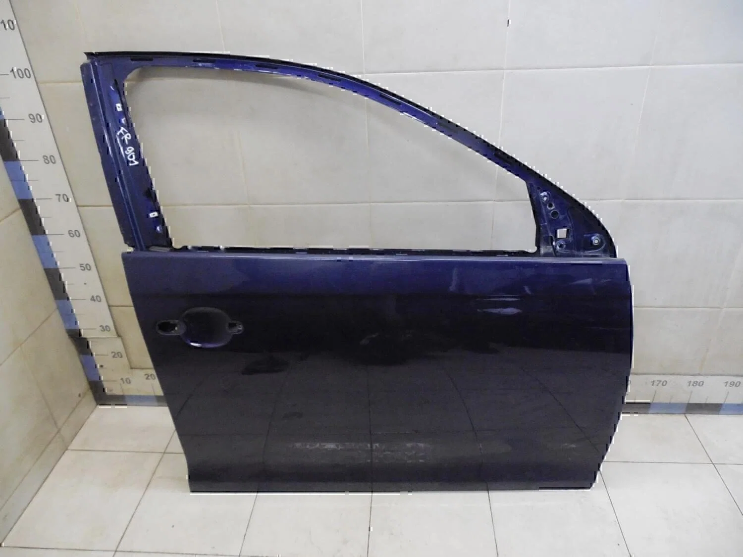 Дверь передняя правая VW Jetta 2006-2011 - миниатюра 2