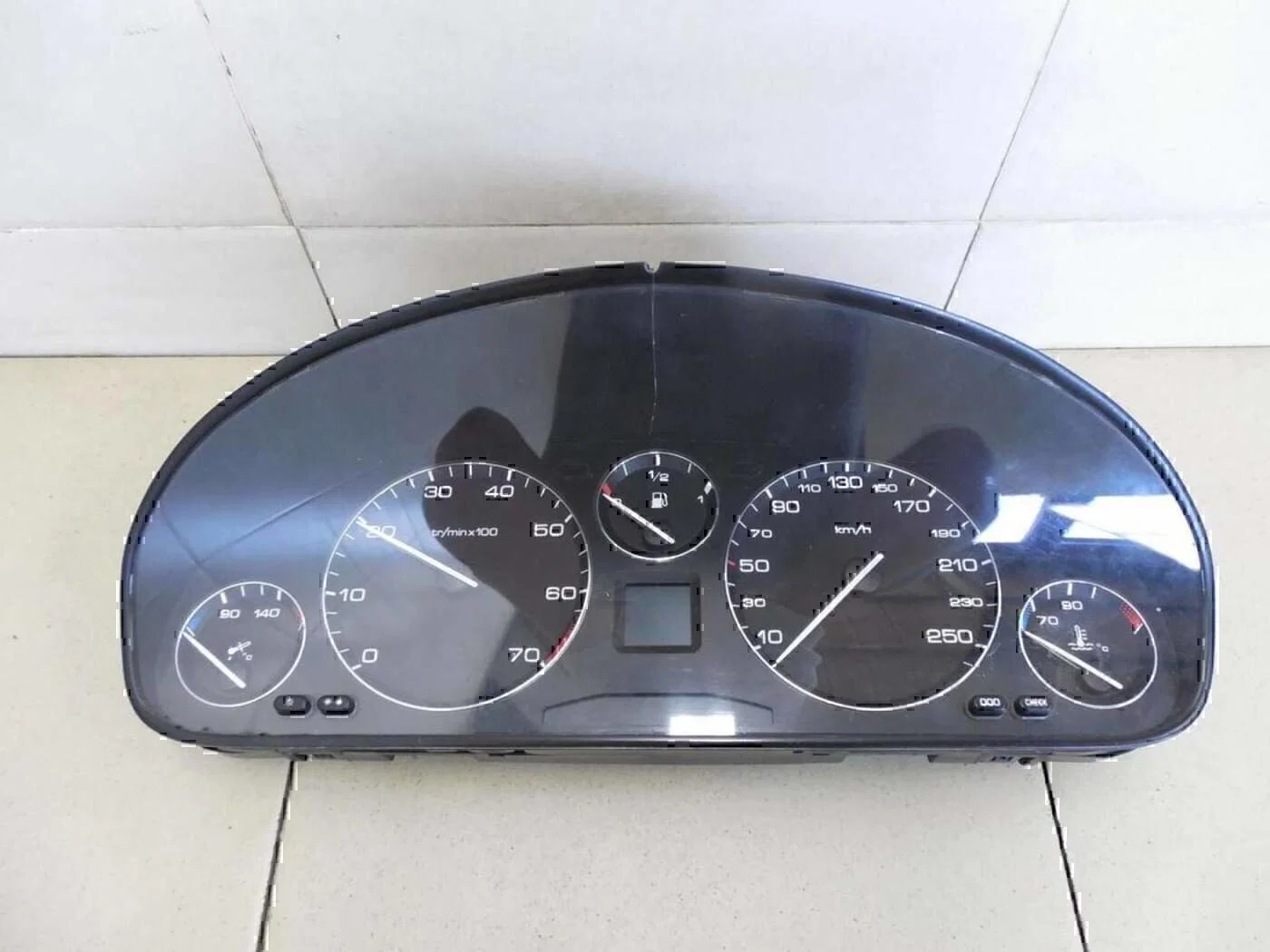 Панель приборов PEUGEOT 607 2000-2010 - миниатюра 2