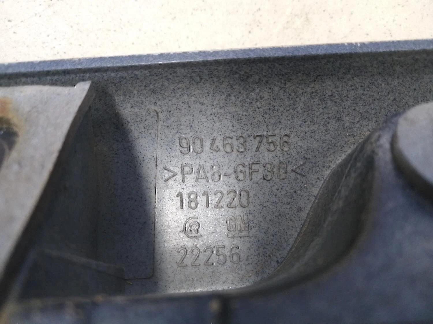 Накладка двери багажника OPEL Vectra B 1995-1999 - миниатюра 10