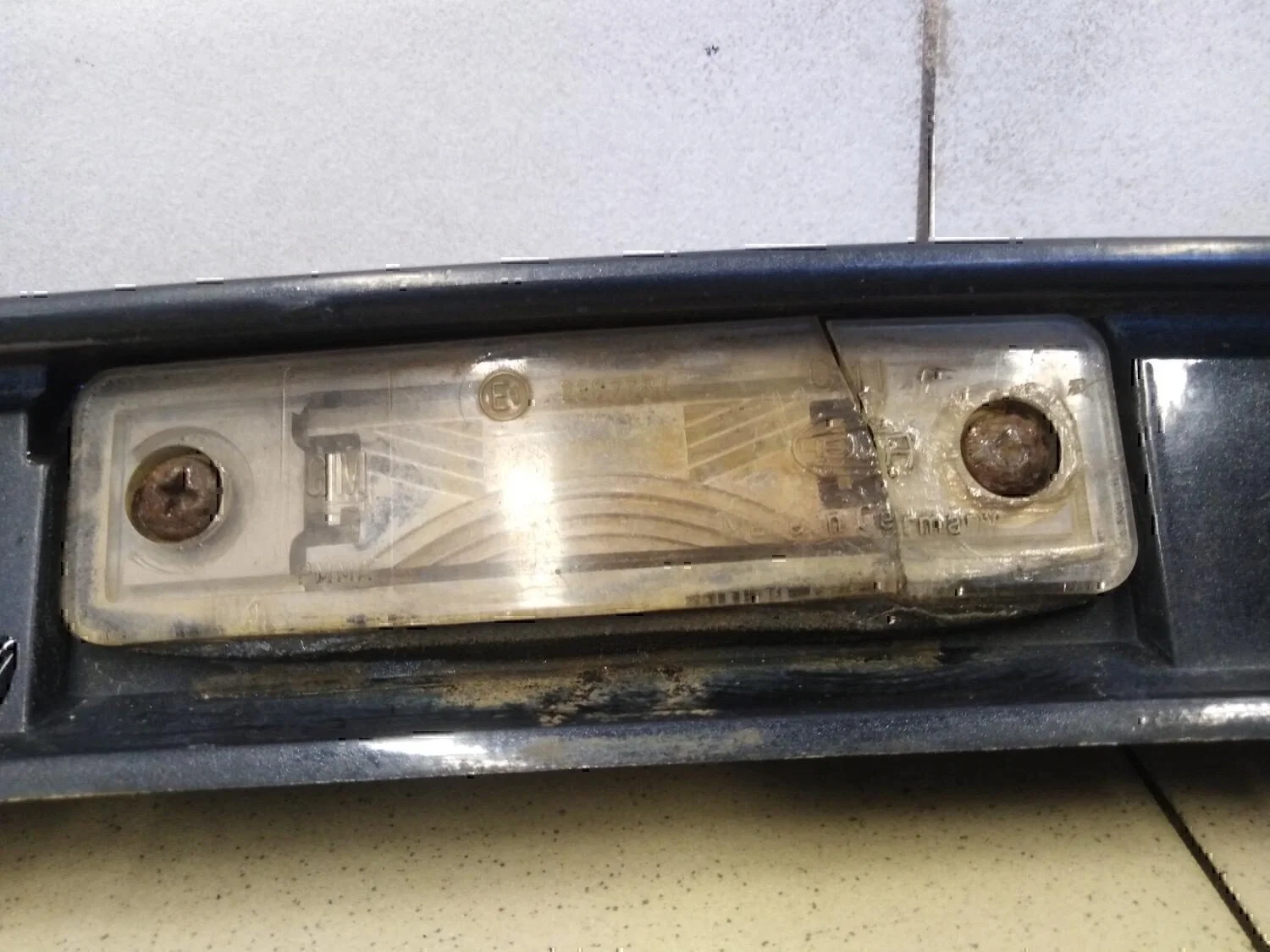 Накладка двери багажника OPEL Vectra B 1995-1999 - миниатюра 7