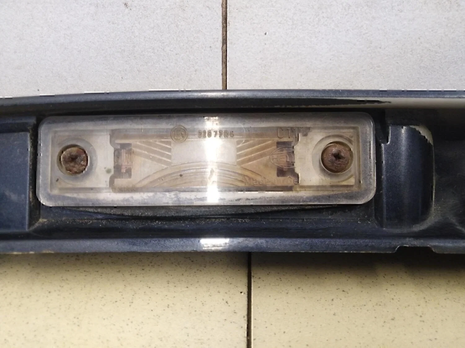 Накладка двери багажника OPEL Vectra B 1995-1999 - миниатюра 8