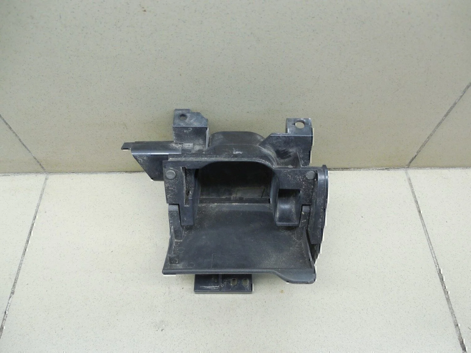 Подстаканник NISSAN X-Trail (T30) 2001-2006 - миниатюра 2