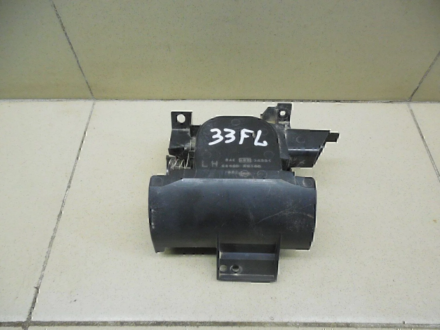 Подстаканник NISSAN X-Trail (T30) 2001-2006 - миниатюра 4