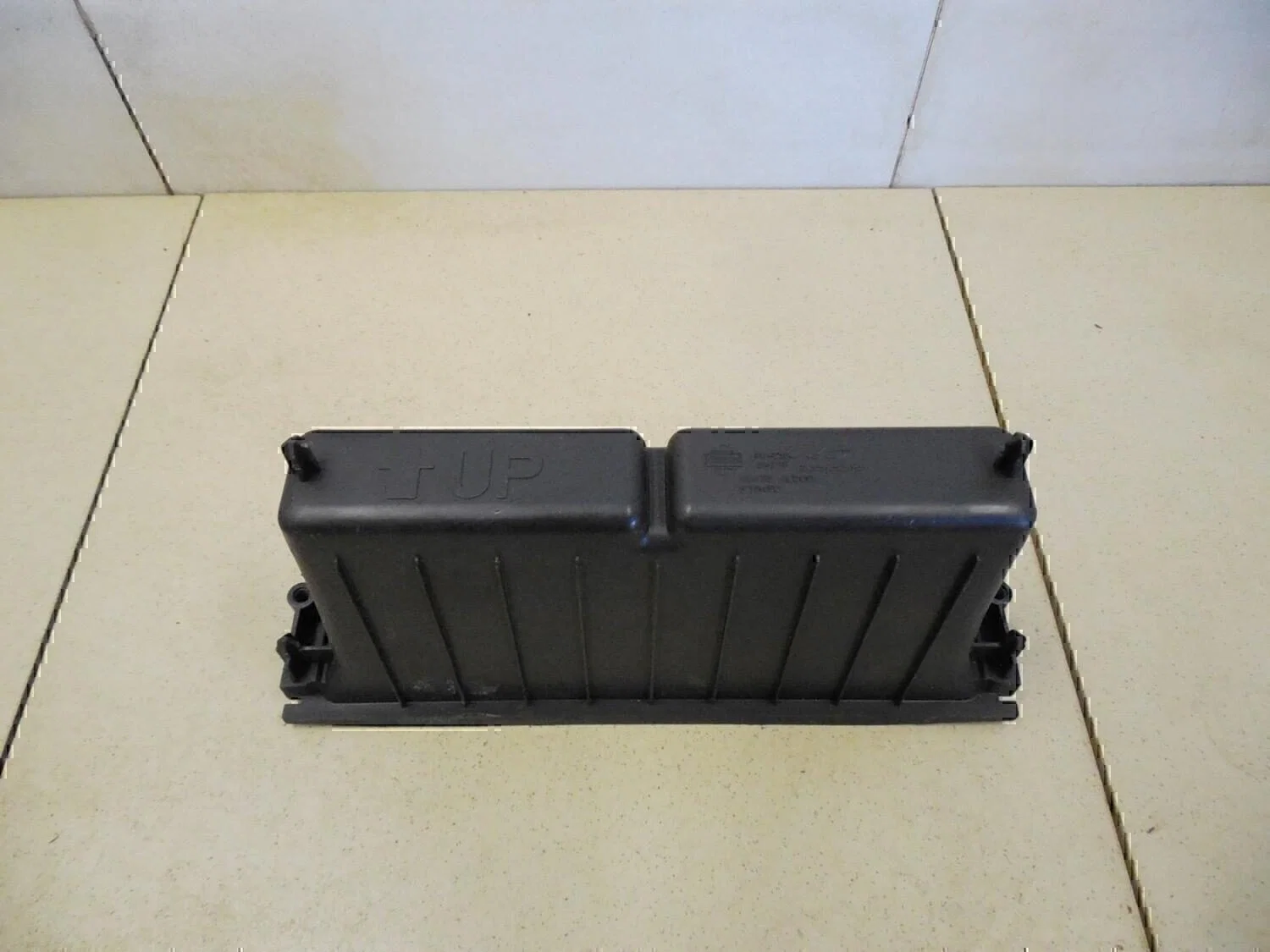 Ящик передней консоли NISSAN Note (E11) 2006-2013 - миниатюра 2