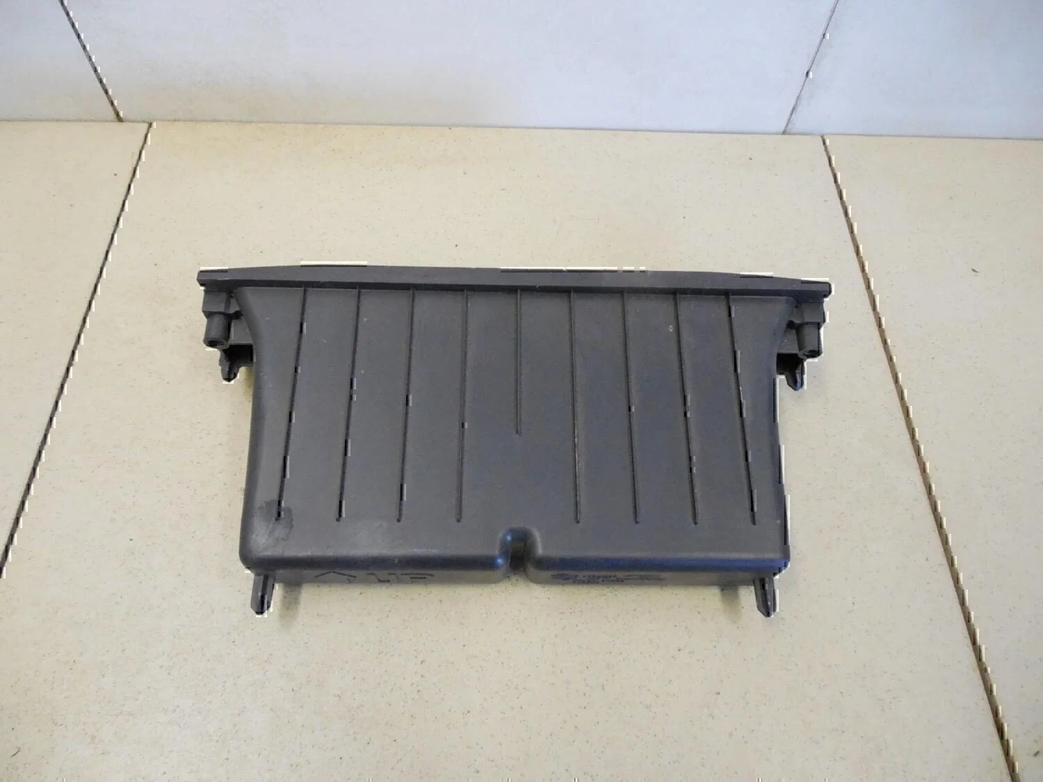 Ящик передней консоли NISSAN Note (E11) 2006-2013 - миниатюра 3