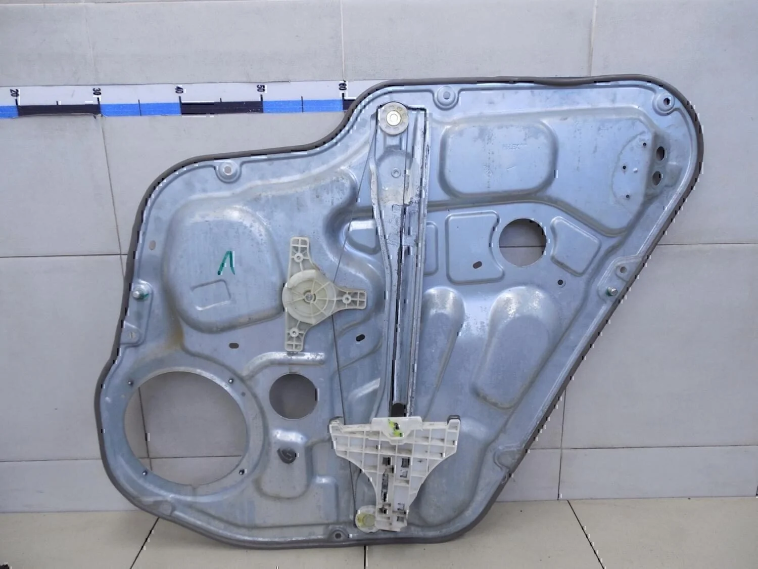 Стеклоподъемник электр. задний левый Hyundai-KIA Mohave 2009> - миниатюра 3