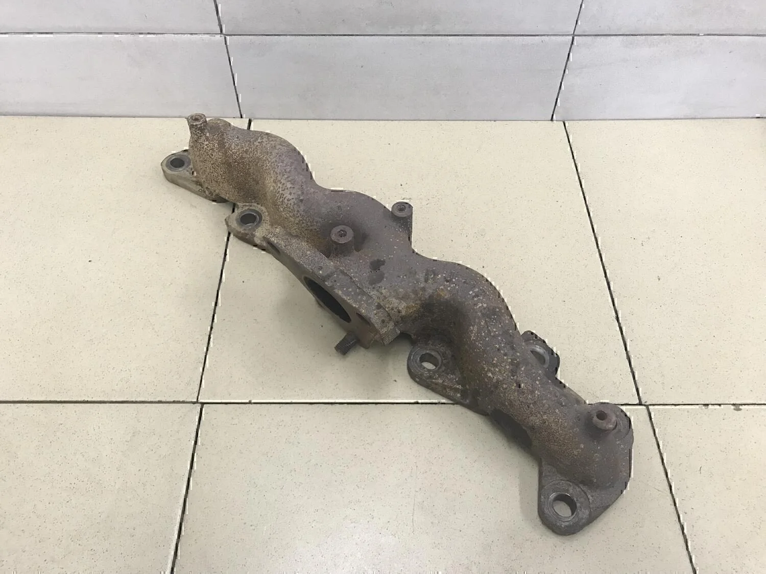 Коллектор выпускной NISSAN Almera N16 2000-2006 - миниатюра 2