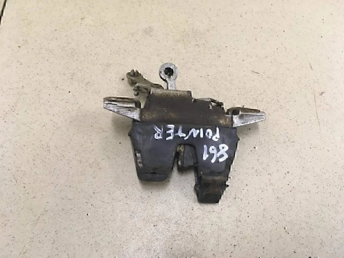Замок багажника VW Pointer/Golf BR 2004-2009 - миниатюра 2