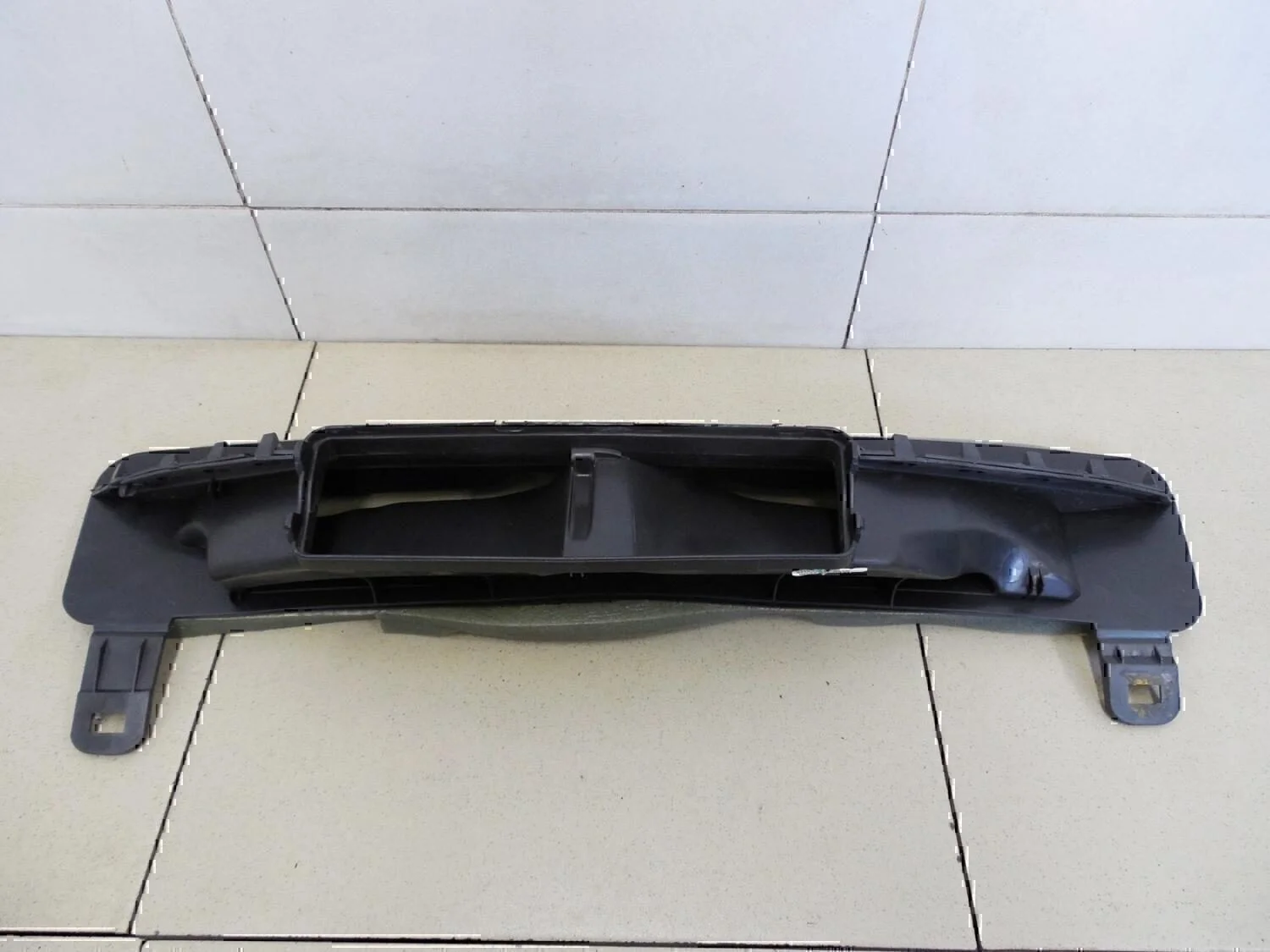 Воздуховод отопителя VW Jetta 2006-2011 - миниатюра 2