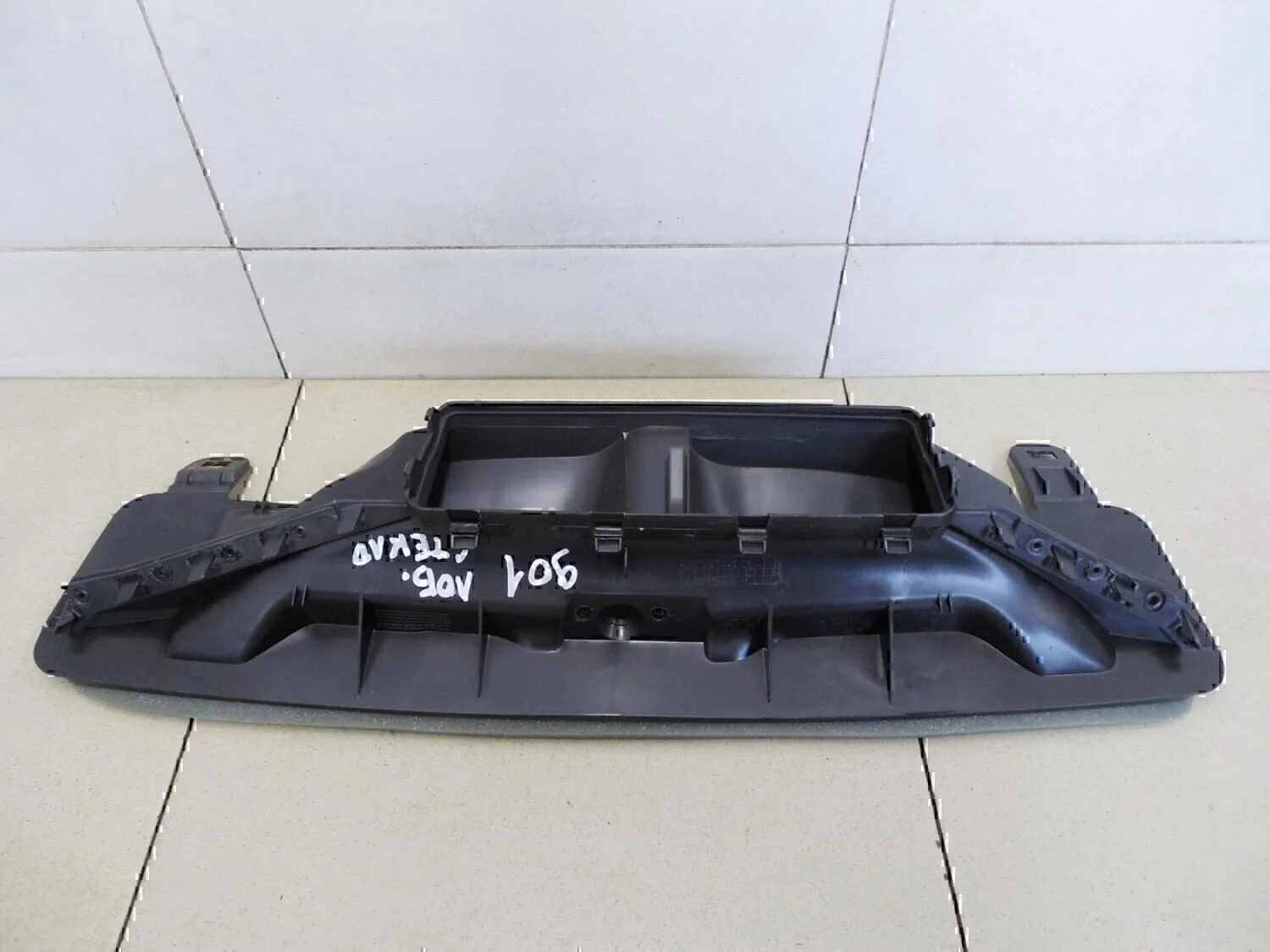 Воздуховод отопителя VW Jetta 2006-2011 - миниатюра 3