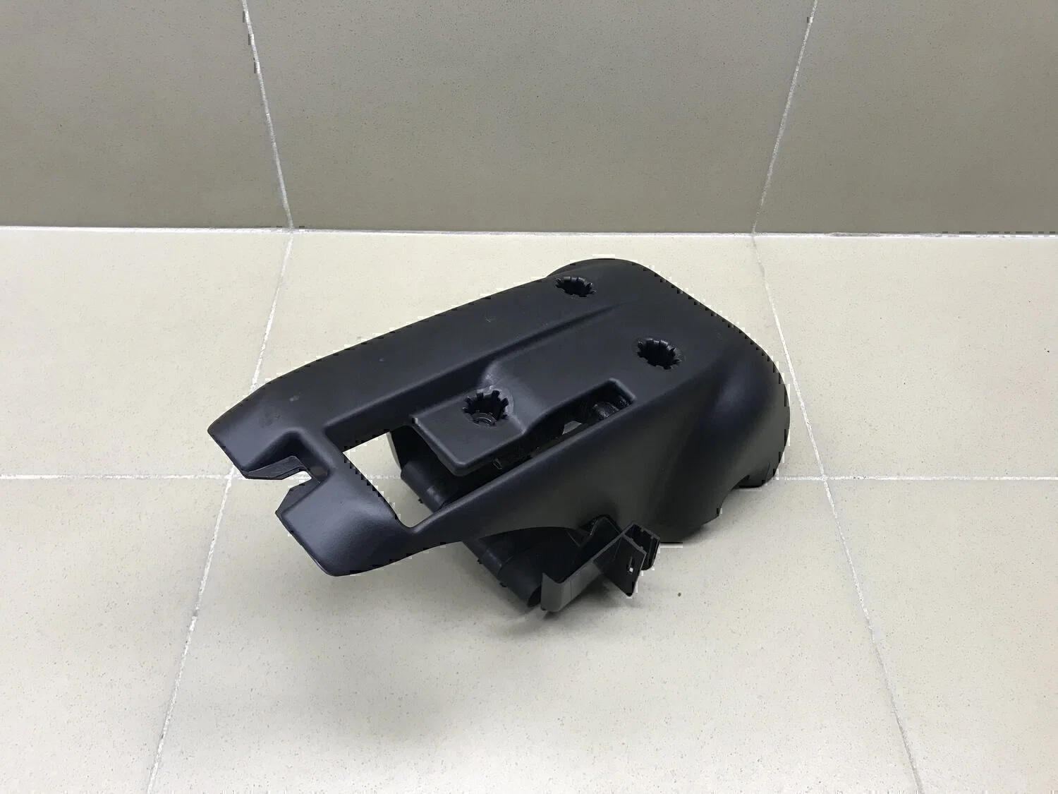 Кожух рулевой колонки нижний VOLVO V50 2004-2012 - миниатюра 2