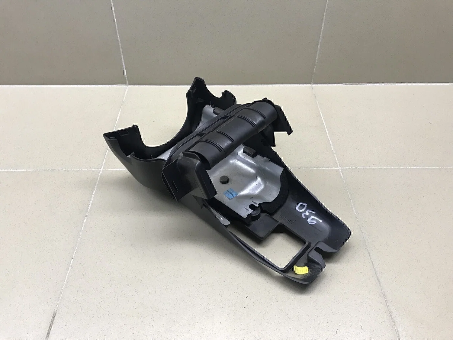 Кожух рулевой колонки нижний VOLVO V50 2004-2012 - миниатюра 5