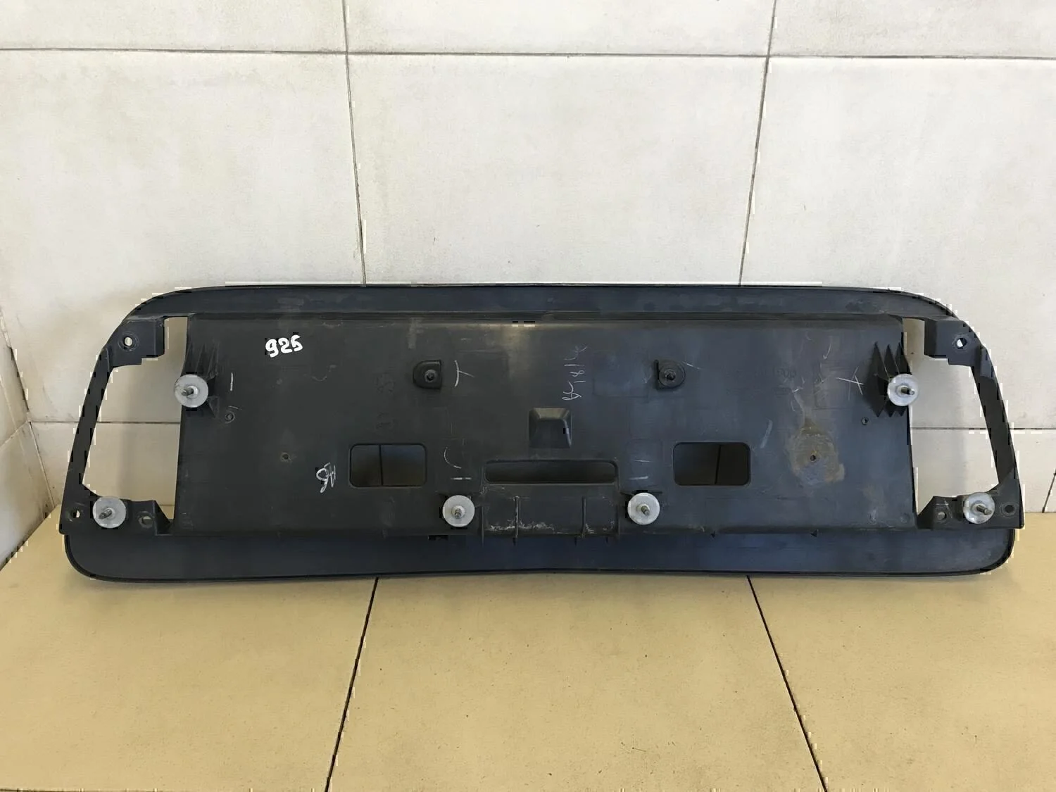 Накладка двери багажника NISSAN Primera P12E 2002-2007 - миниатюра 2