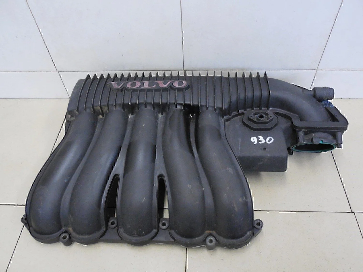Коллектор впускной VOLVO V50 2004-2012 - изображение 1