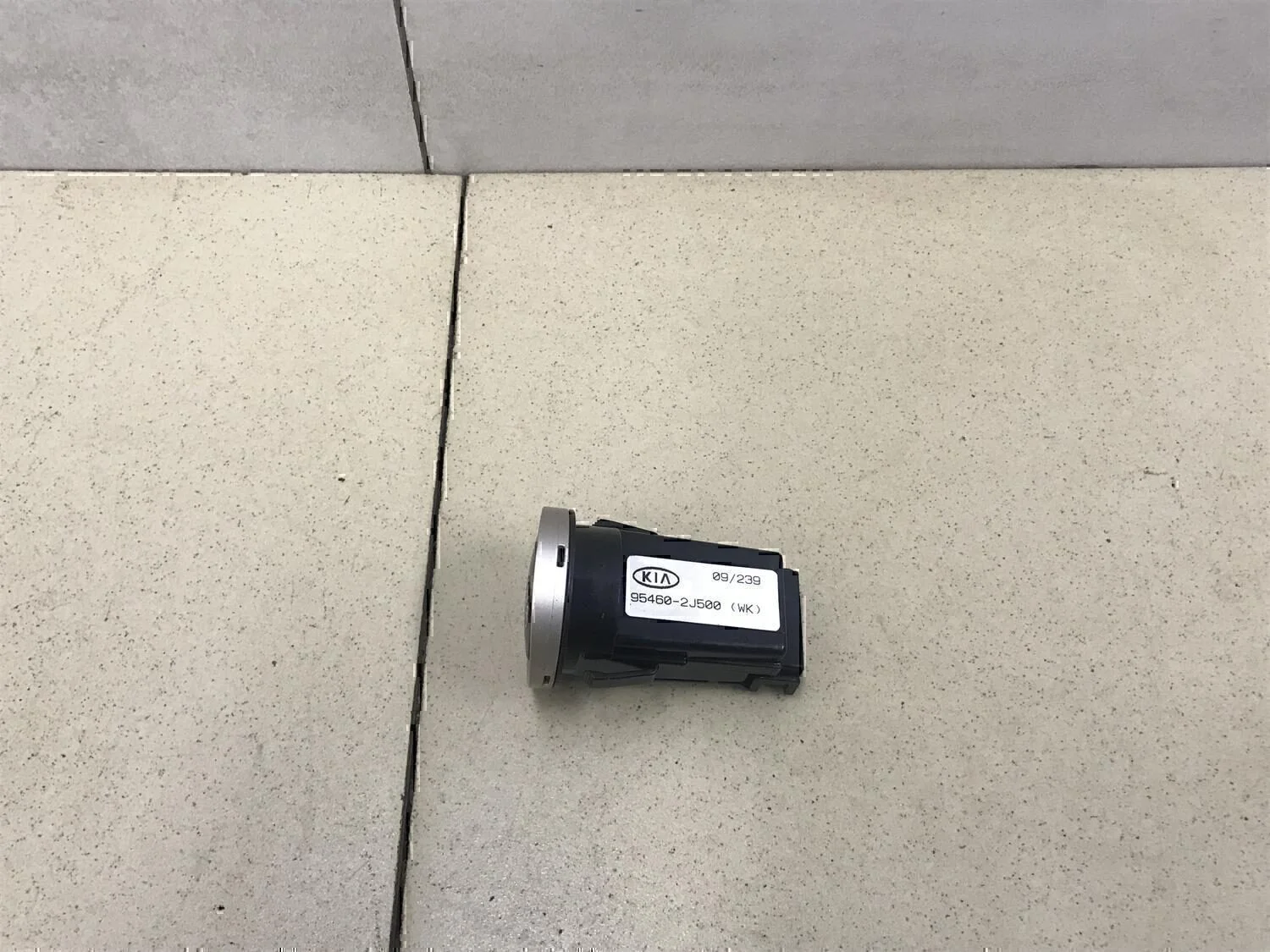 Кнопка запуска двигателя Hyundai-KIA Mohave 2009> - миниатюра 3