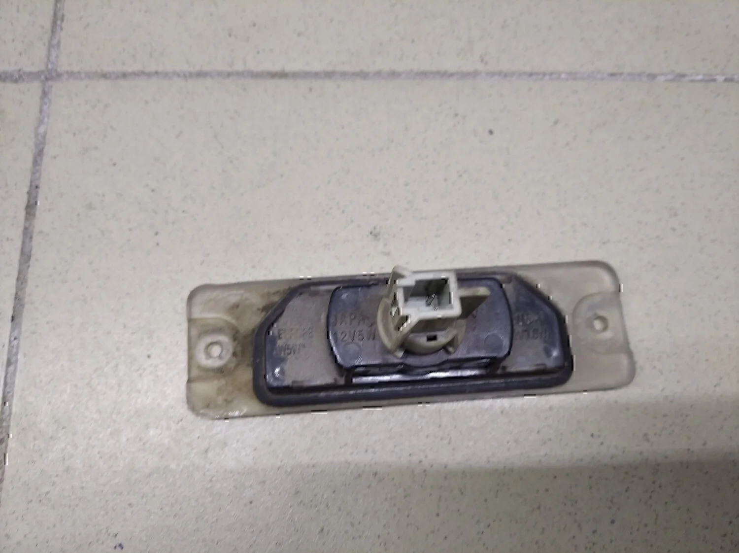 Фонарь подсветки номера NISSAN Almera N16 2000-2006 - миниатюра 4