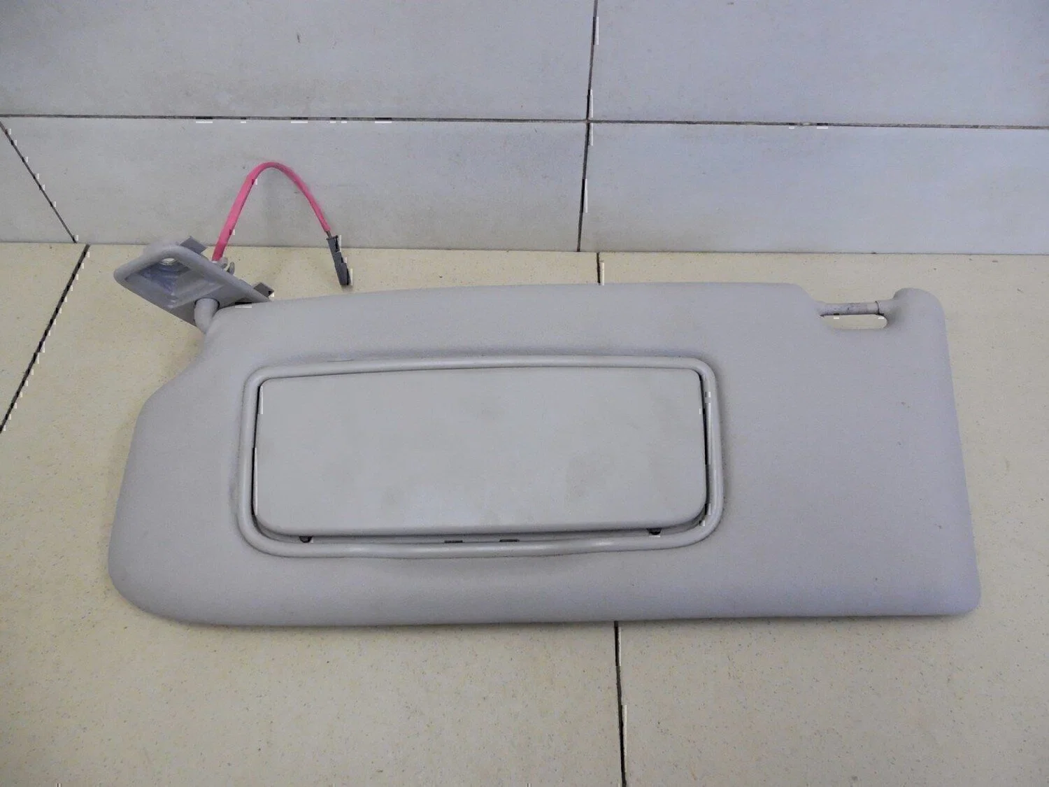 Козырек солнцезащитный (внутри) VOLVO S40 2004-2012 - изображение 1