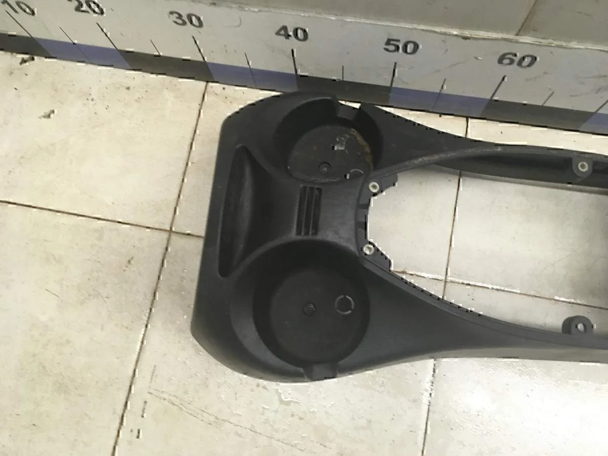 Консоль FORD Focus I 1998-2004 - миниатюра 2