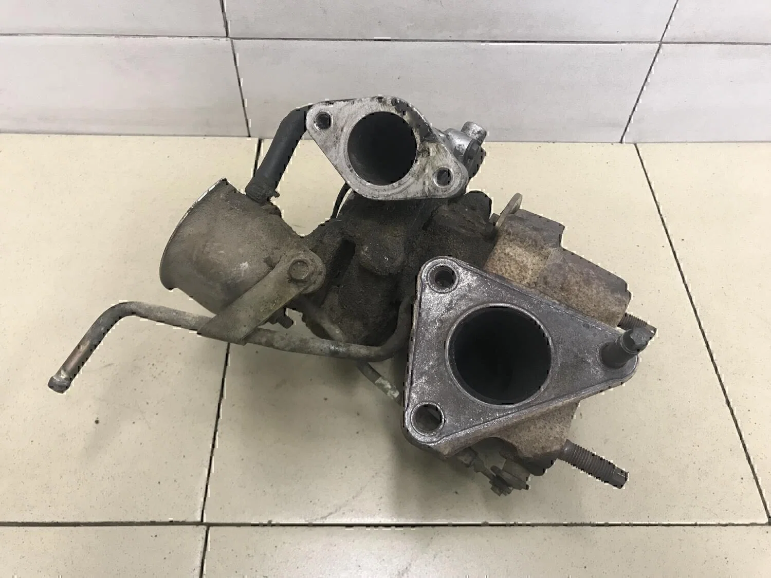 Турбокомпрессор (турбина) NISSAN Almera N16 2000-2006 - миниатюра 3