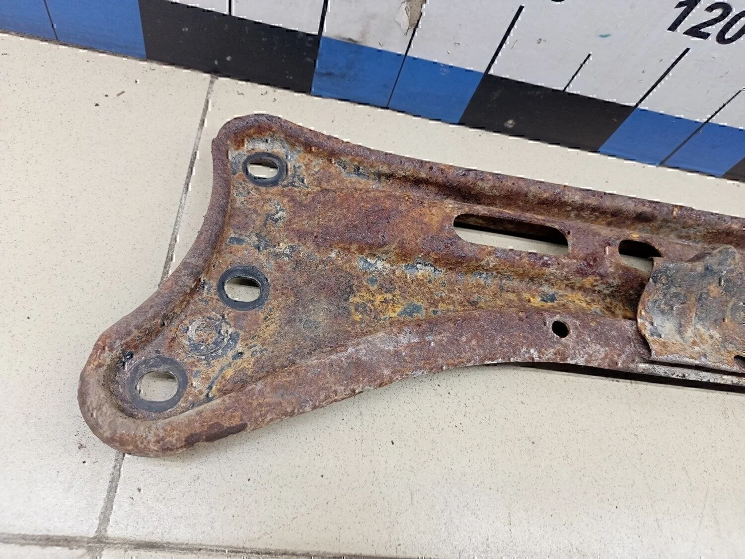 Балка передняя поперечная MAZDA 626 (GE) 1992-1997 - миниатюра 4