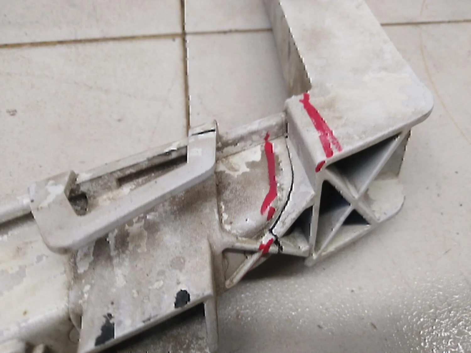 Панель передняя FORD Focus II 2005-2008 - миниатюра 8
