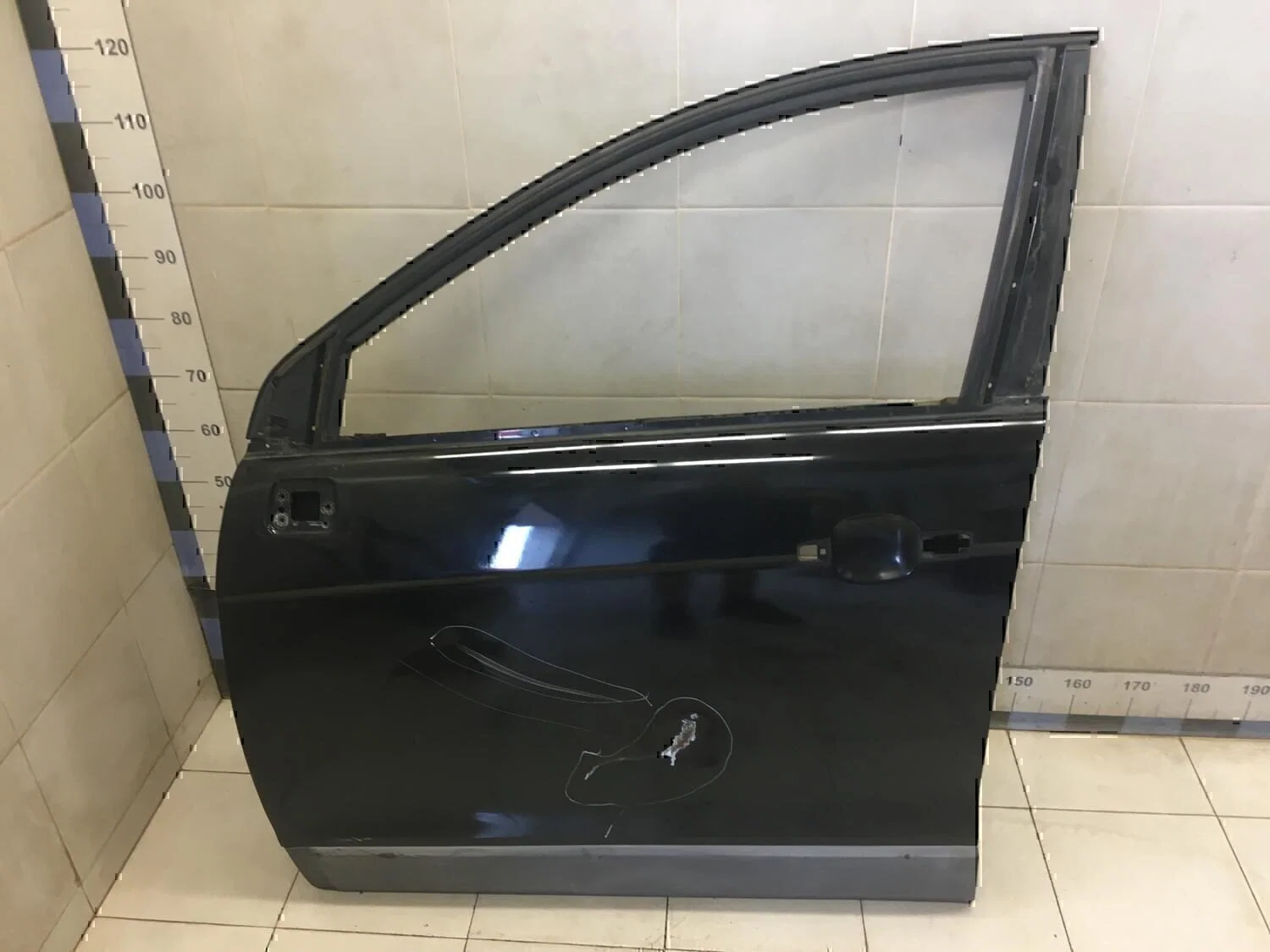 Дверь передняя левая Chevrolet Captiva (C100) 2006-2010 - изображение 1