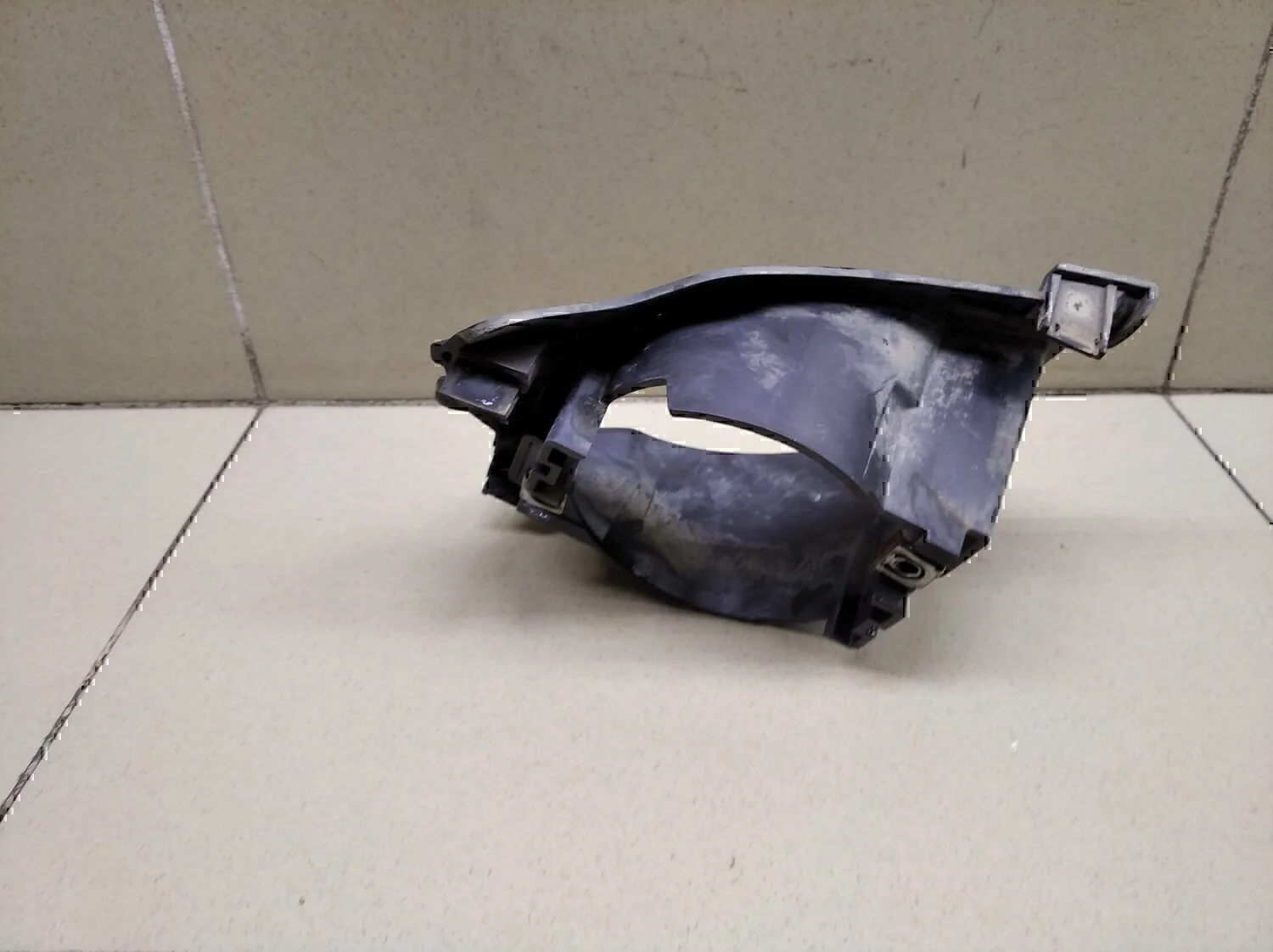 Кронштейн фары противотуманной правой RENAULT Clio/Symbol 1998-2008 - миниатюра 3