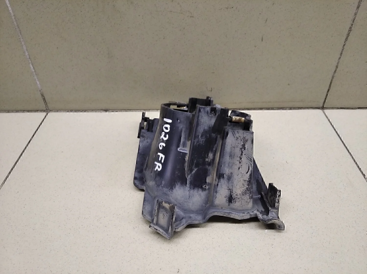 Кронштейн фары противотуманной правой RENAULT Clio/Symbol 1998-2008 - миниатюра 5