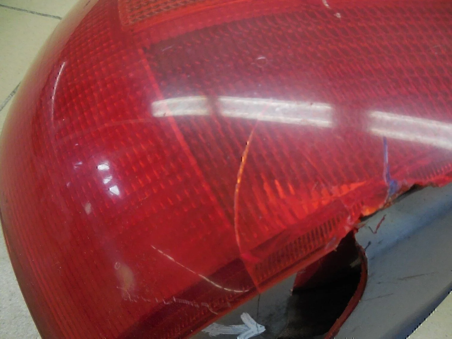 Фонарь задний правый Audi A3 (8L1) 1996-2003 - миниатюра 4
