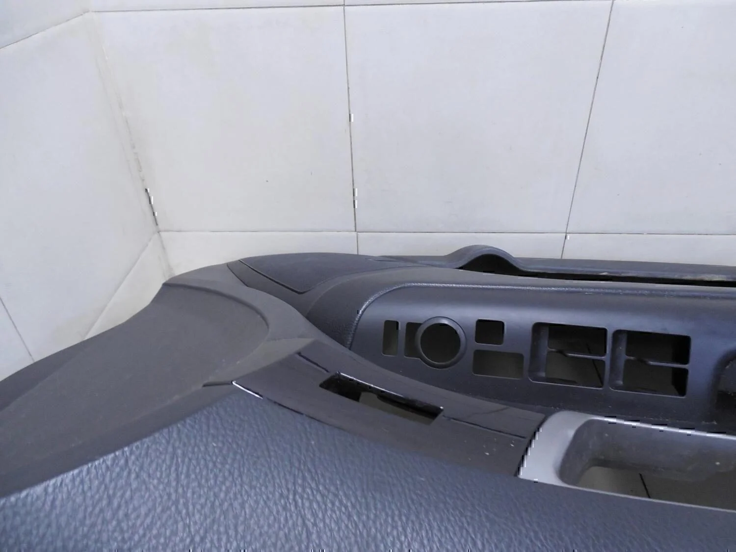 Обшивка двери передней левой Hyundai-KIA Mohave 2009> - миниатюра 8