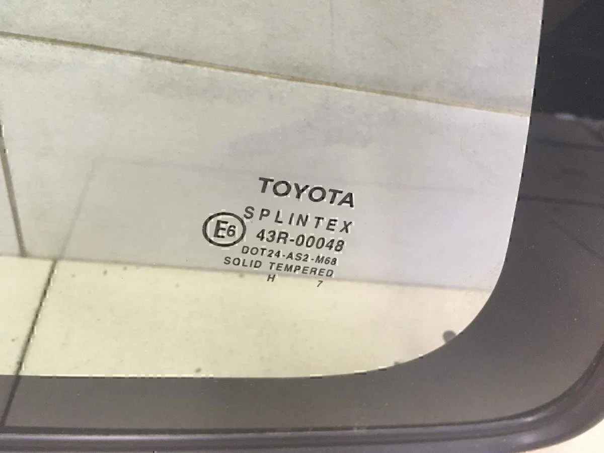 Стекло кузовное глухое левое TOYOTA Carina E 1992-1997 - миниатюра 3