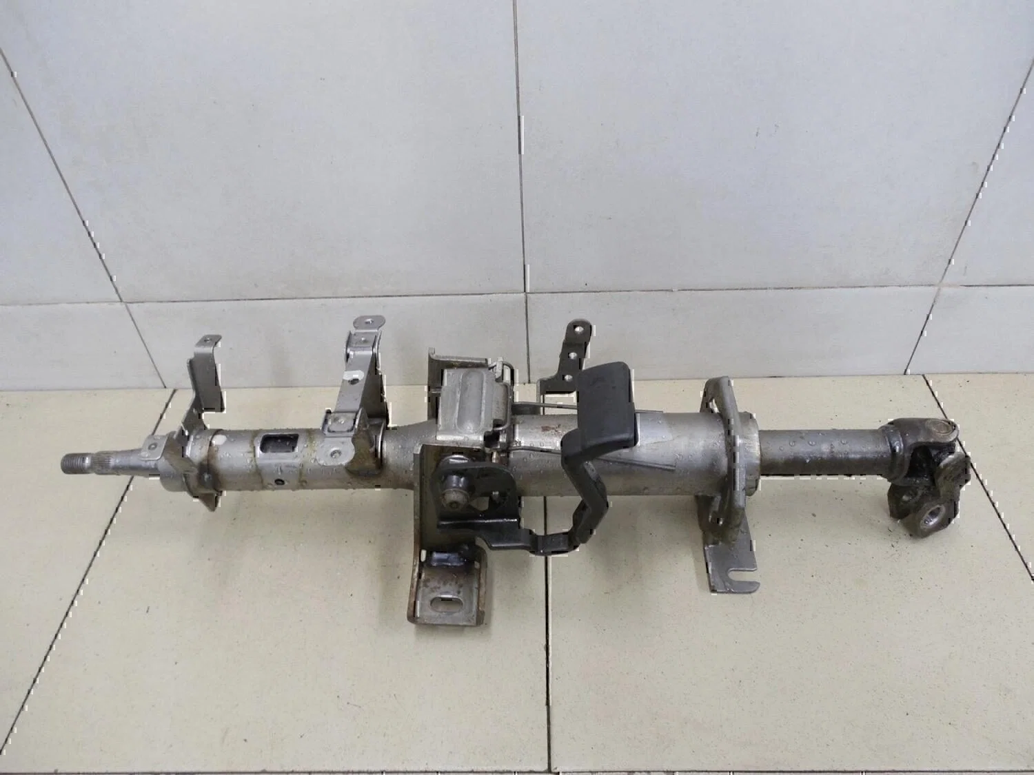 Колонка рулевая NISSAN Almera Tino 2000-2006 - изображение 1