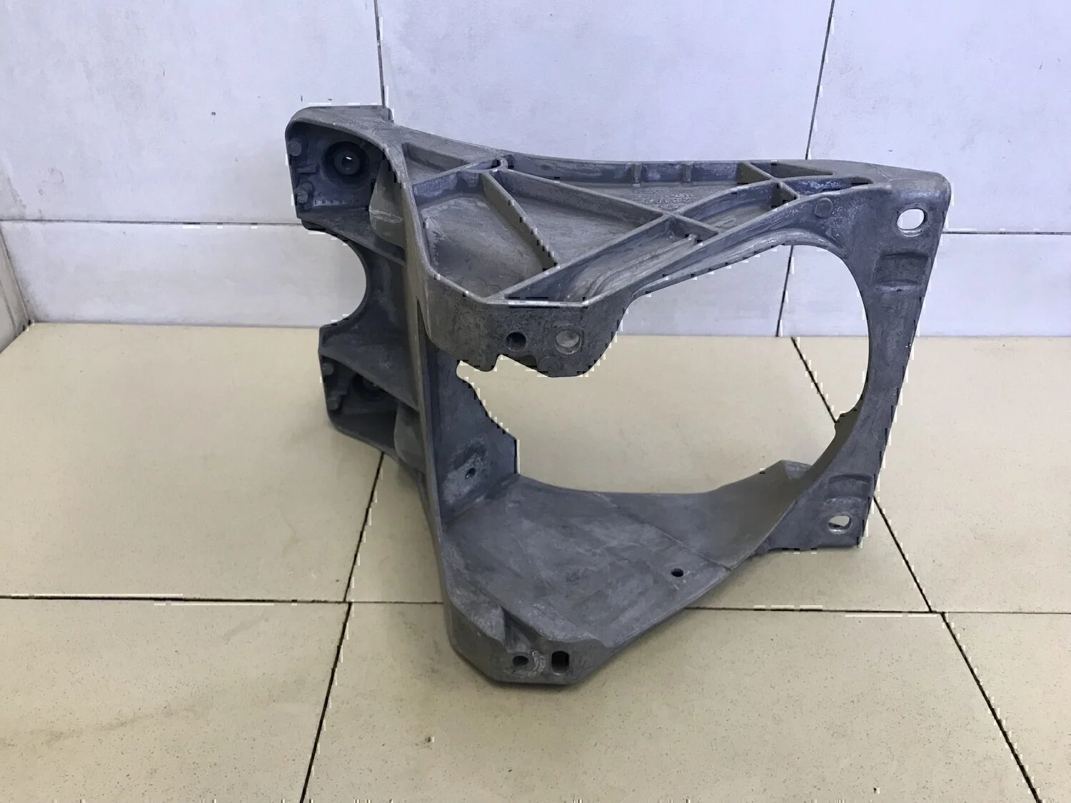 Кронштейн рулевой колонки VOLVO S40 2004-2012 - миниатюра 4