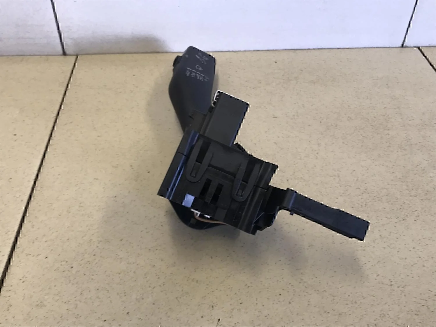 Переключатель стеклоочистителей Audi Tiguan 2007-2011 - миниатюра 2
