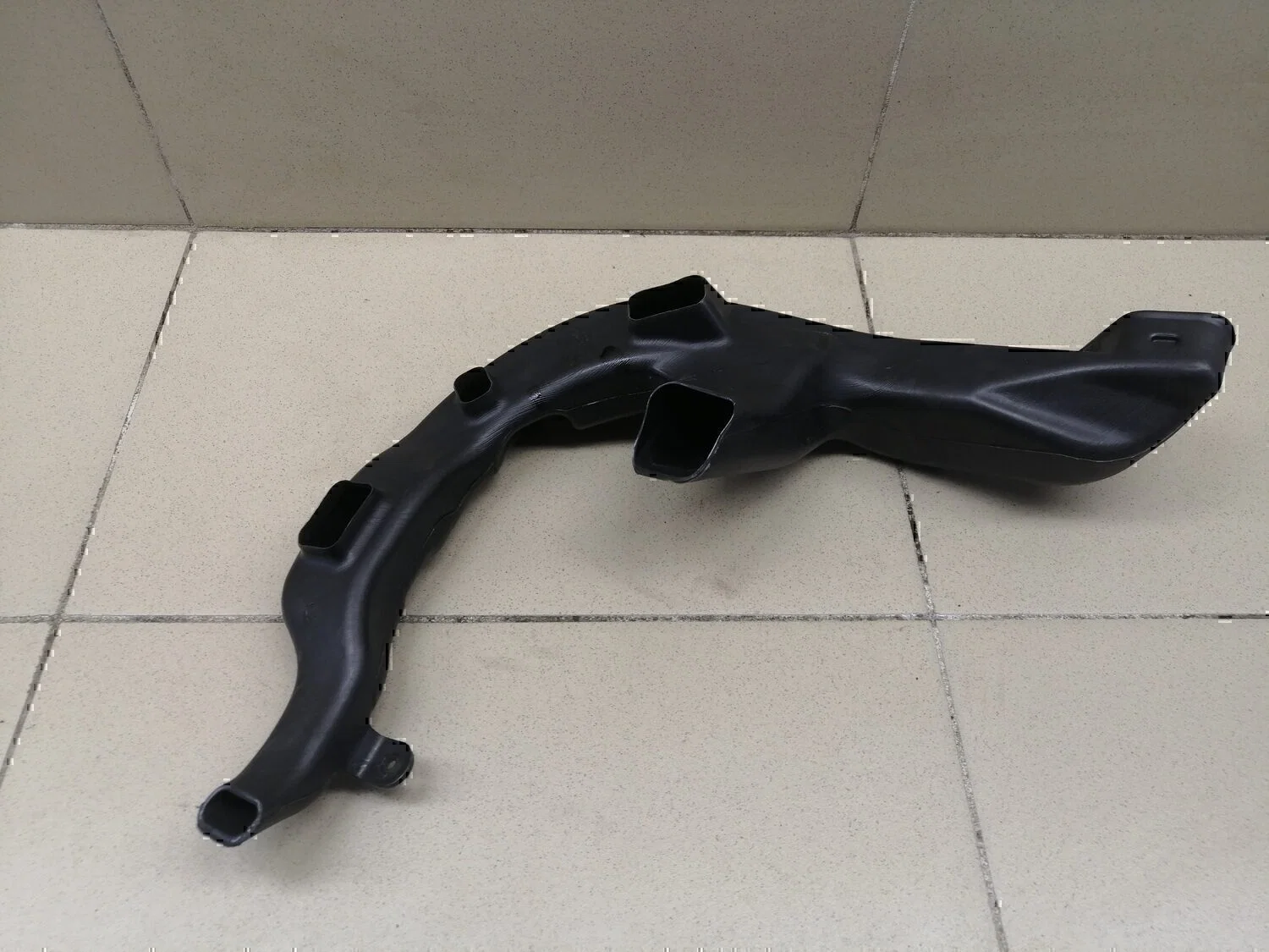 Воздуховод Chevrolet Cruze 2009-2016 - миниатюра 3