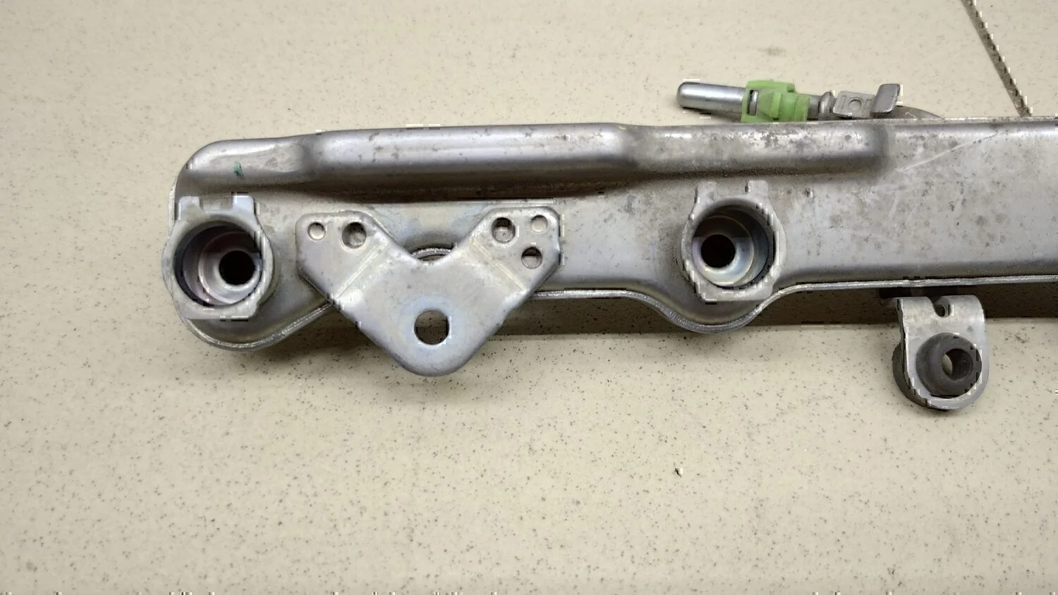 Рейка топливная (рампа) HONDA CR-V 2007-2012 - миниатюра 4