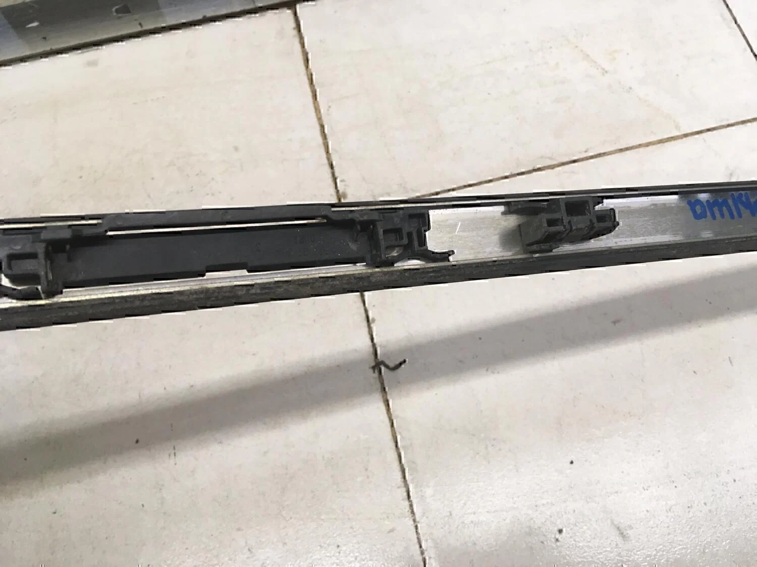 Молдинг крыши правый Peugeot-Citroen C4 2005-2011 - миниатюра 9