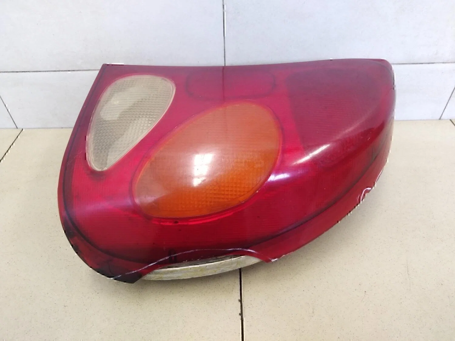 Фонарь задний правый Chevrolet Lanos 2004-2010 - миниатюра 3