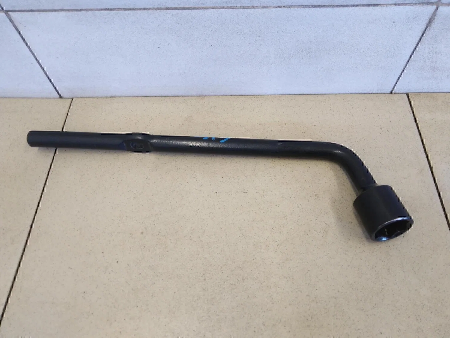 Ключ баллонный Chevrolet Lanos 2004-2010 - миниатюра 4