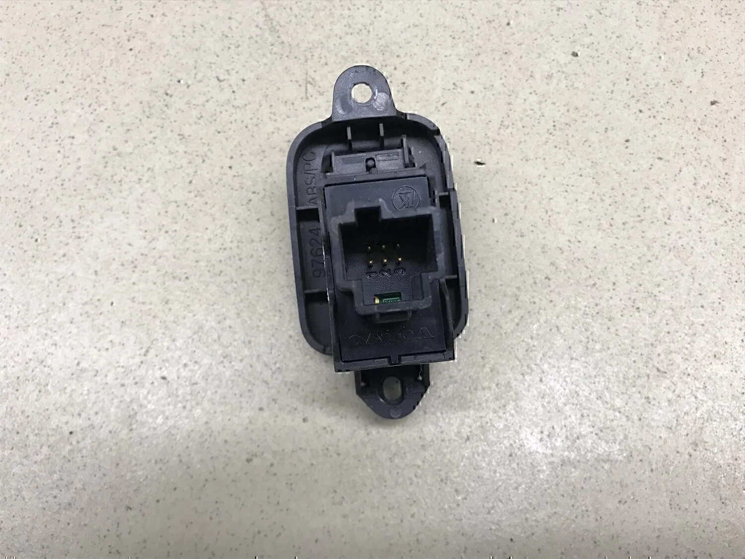 Кнопка стеклоподъемника VOLVO V50 2004-2012 - миниатюра 4