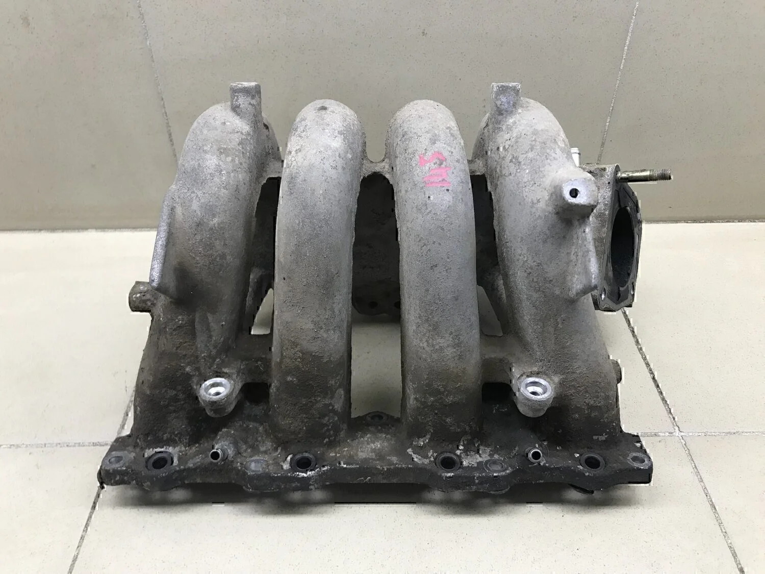 Впускной коллекор MAZDA 626 (GE) 1992-1997 - миниатюра 2