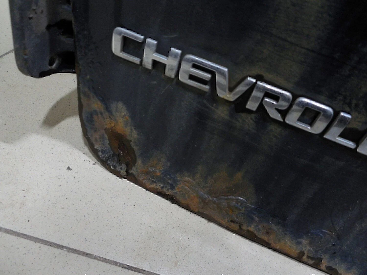 Дверь багажника Chevrolet NIVA - миниатюра 3