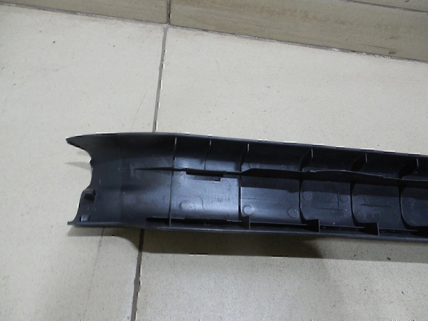 Накладка порога (внутренняя) TOYOTA Yaris 2005-2011 - миниатюра 8