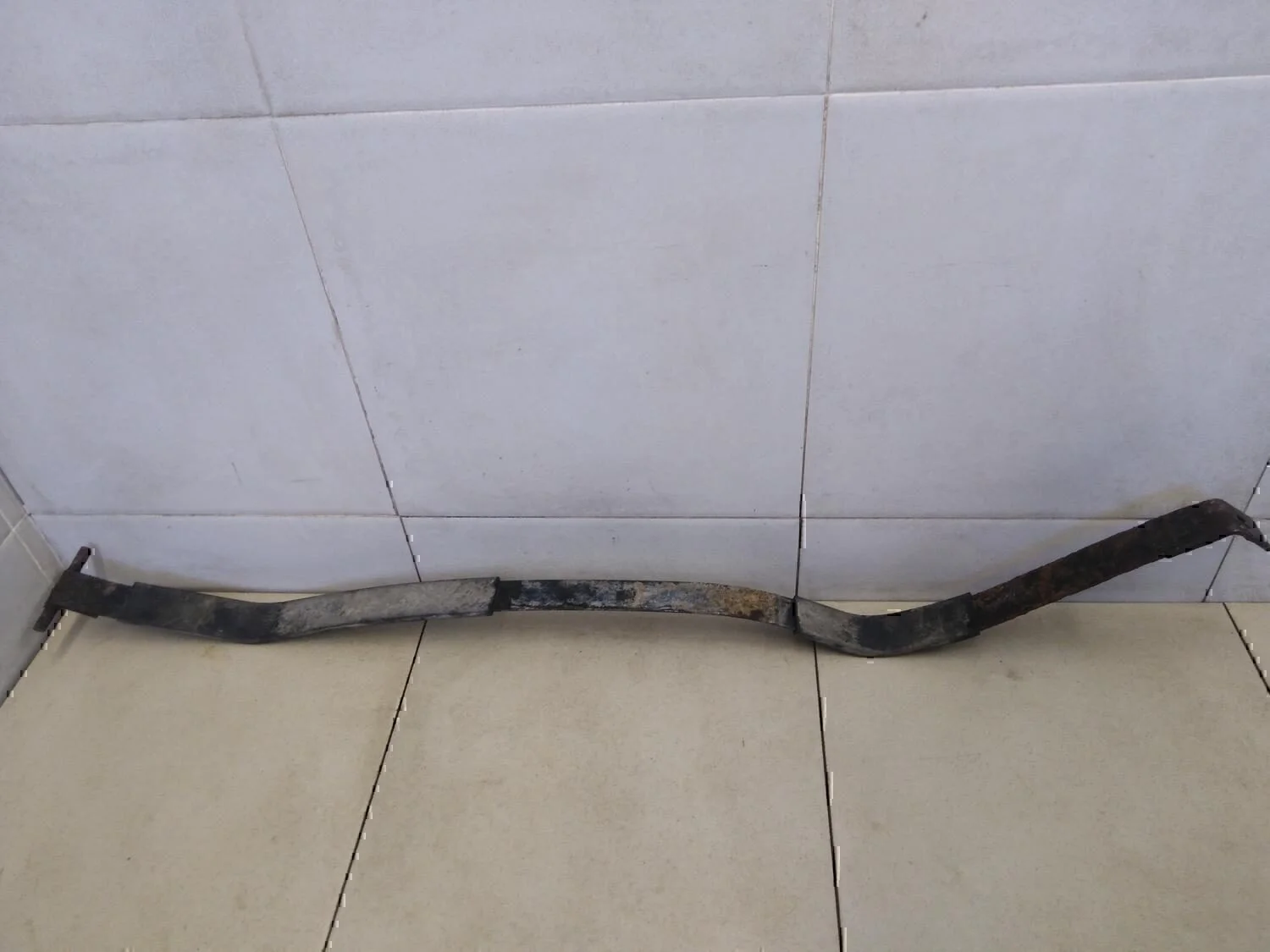 Лента крепления бензобака Hyundai-KIA Elantra 2006-2011 - миниатюра 4