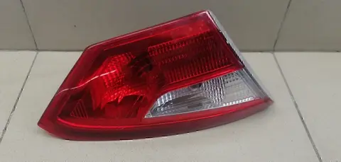 Фонарь задний внутренний левый FORD Focus III 2011>